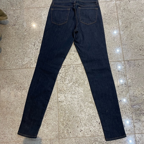 J Brand Skinny Leg Mid Rise Jeans Pure Wash 26 STYLE # 811C032 - Picture 10 of 14